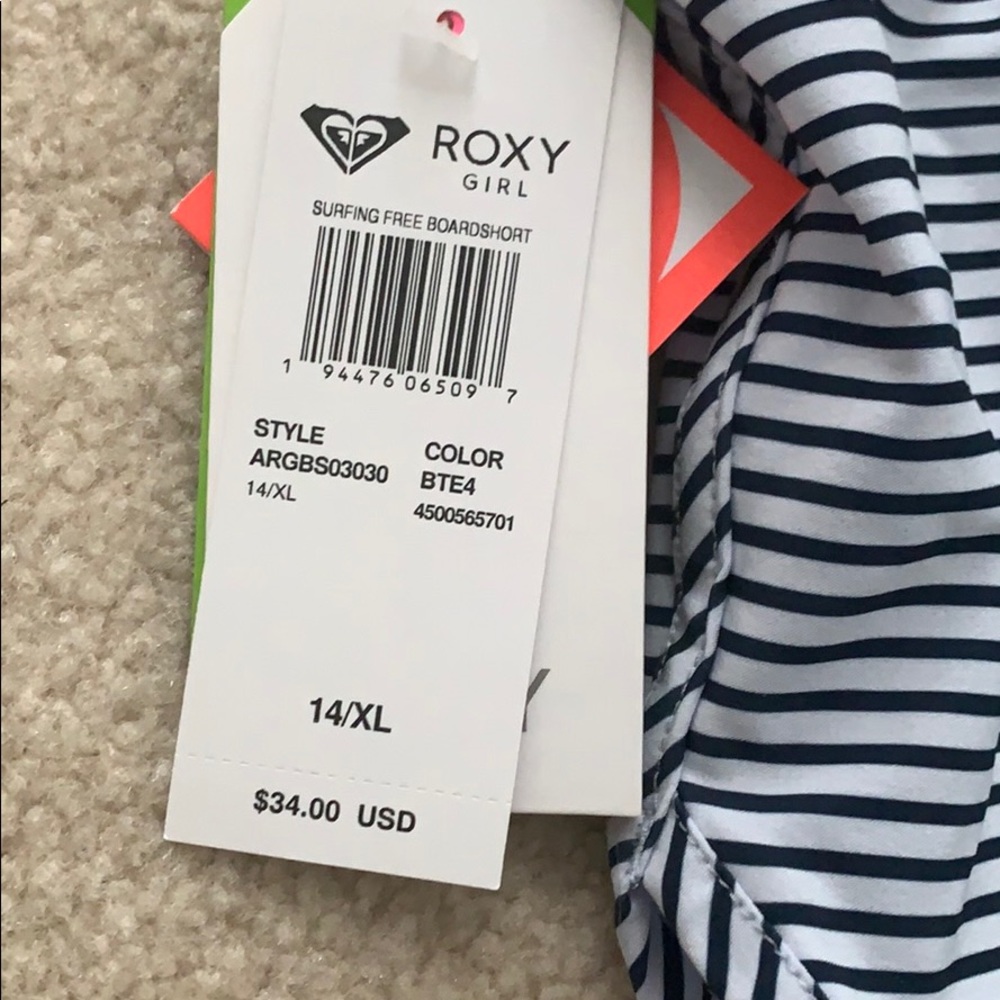 ROXY SHORTS - Picture 5 of 5